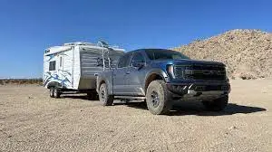 ford 150 raptor R towing